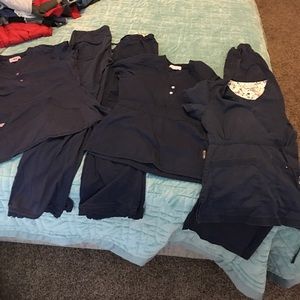 Koi medical scrubs lot xs 7 pieces